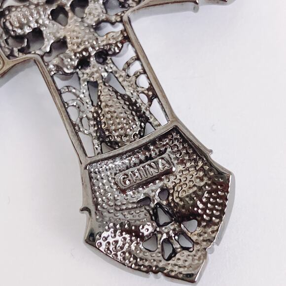 Real Collectibles by Adrienne Glass Rhinestone Cross Pendant Necklace Purple 50" - Picture 9 of 13